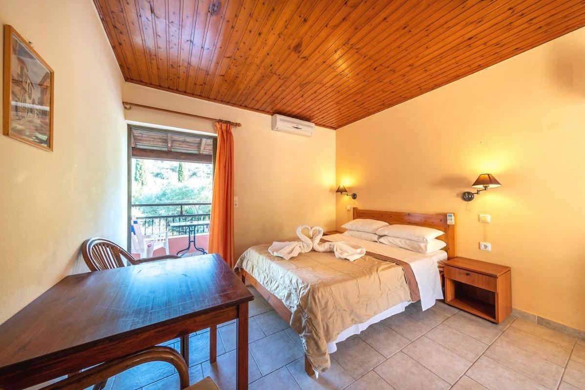 Mimosa Apartments With Pool Paleokastritsa Zewnętrze zdjęcie